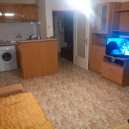 アパート Zornica Apartament *